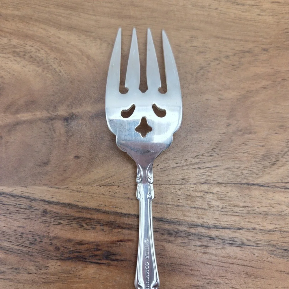Set Of 4 Oneida Community Beethoven Silverplate Salad Forks Betty Crocker